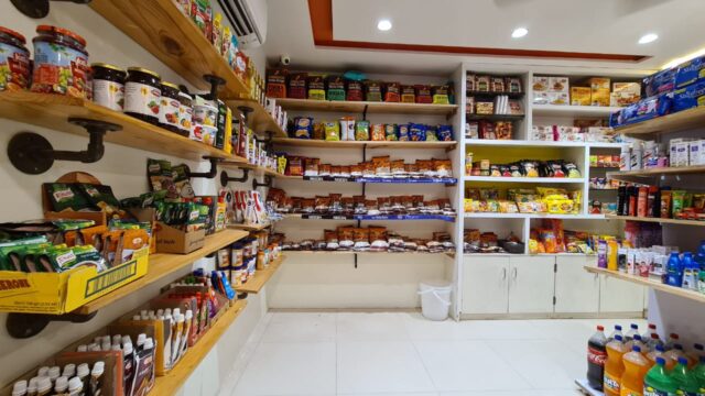 Retail Interior La Delicious Jamnagar, Gujarat HouseOfDesigner